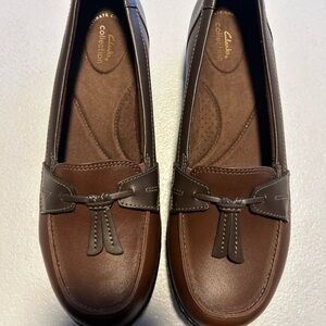 Clarks Women's Brown Loafers size10